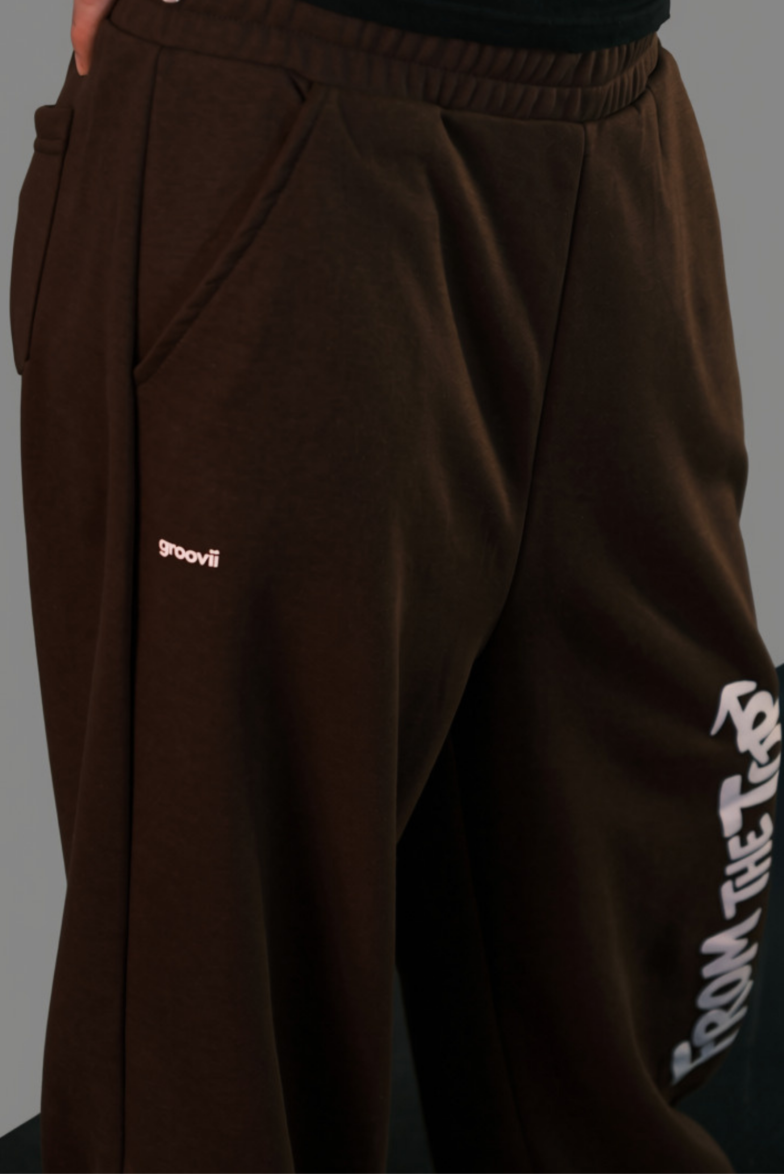 'From The Top' Baggy joggers - Brown
