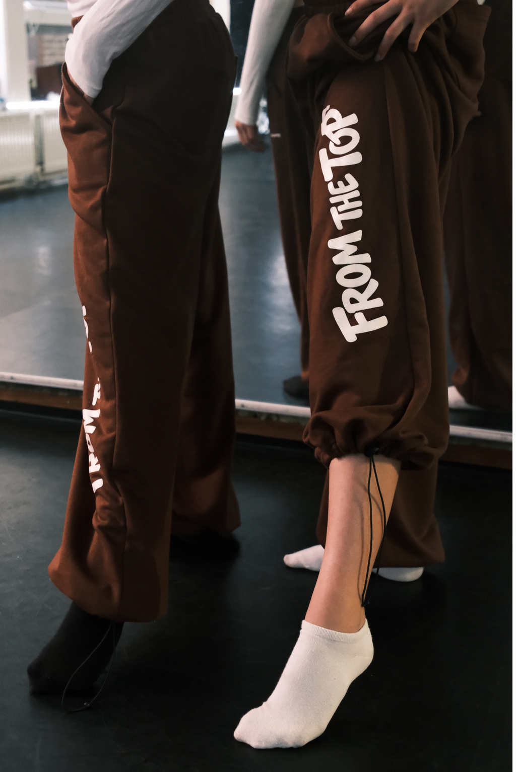 'From The Top' Baggy joggers - Brown